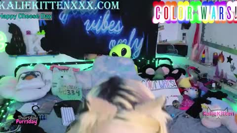 Snapshot of kaliekitten chatting on 4, 6, 2026 KalieKitten online show from 4, 6, 2026