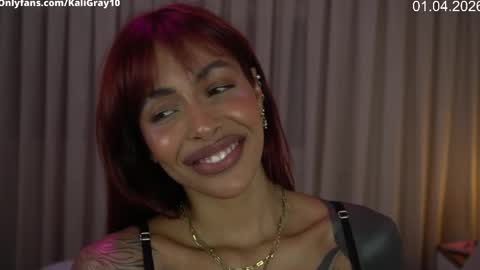 Snapshot of kaligray10 chatting on 1, 4, 2026 kaligray10 online show from 1, 4, 2026