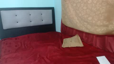 Snapshot of kalipso_n_jones chatting on 27, 12, 2024 Kalipso and Jones online show from 27, 12, 2024