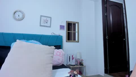Snapshot of kam_lopez chatting on 2, 5, 2026 Kamilalopez online show from 2, 5, 2026