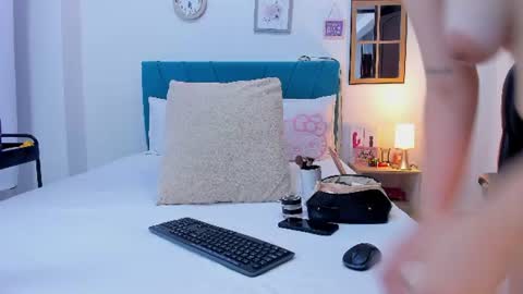 Kamilalopez online show from 4, 7, 2026