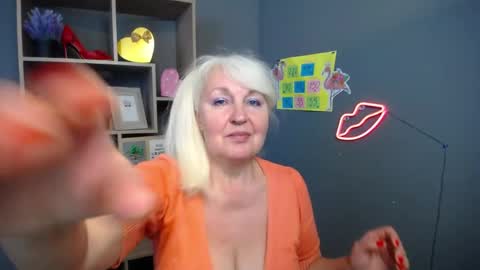 Snapshot of kamaliasim chatting on 3, 5, 2026 KamaliaSim online show from 3, 5, 2026