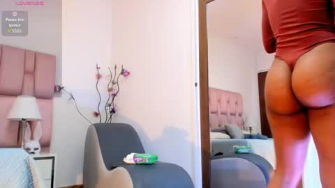 Snapshot of kamila_arias chatting on 2, 5, 2026 online show from 2, 5, 2026