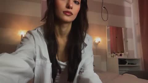 Snapshot of kamilamila chatting on 3, 8, 2026 kamilamila online show from 3, 8, 2026