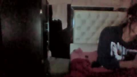 Snapshot of kamilathopsom chatting on 4, 1, 2025 CAMILA SANTAMARIA online show from 4, 1, 2025