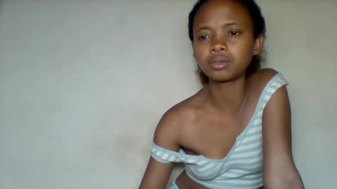 kamillah69 online show from 2, 12, 2025