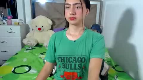 Snapshot of kammi_candy chatting on 8, 7, 2026 -- kammi -- online show from 8, 7, 2026