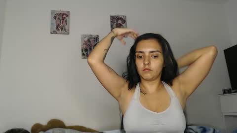 Snapshot of kammy_cami chatting on 6, 1, 2026 kammy y camila online show from 6, 1, 2026