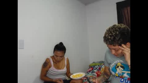 Snapshot of kammy_cami chatting on 17, 4, 2026 kammy y camila online show from 17, 4, 2026