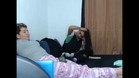 Snapshot of kammy_cami chatting on 21, 4, 2026 kammy y camila online show from 21, 4, 2026