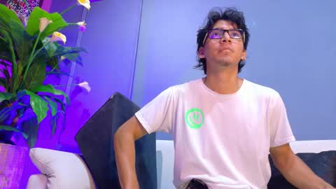 Snapshot of kane_del_toro chatting on 4, 11, 2025 kane_del_toro online show from 4, 11, 2025