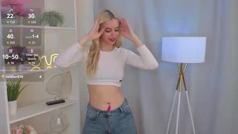 Snapshot of kaneshacornick chatting on 26, 9, 2025 Alice online show from 26, 9, 2025