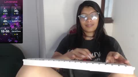 Snapshot of kanroji_mitsuri_11 chatting on 27, 2, 2025 Sanctuary online show from 27, 2, 2025