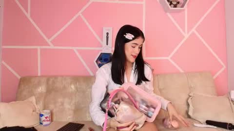 kaoriille online show from 25, 2, 2025