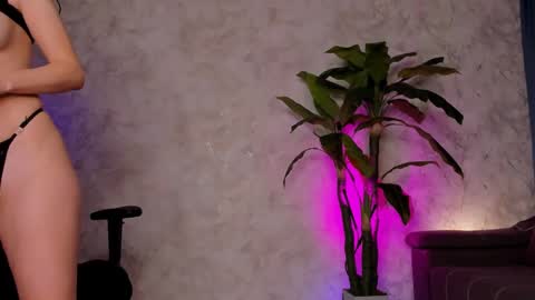 Emma online show from 8, 2, 2025