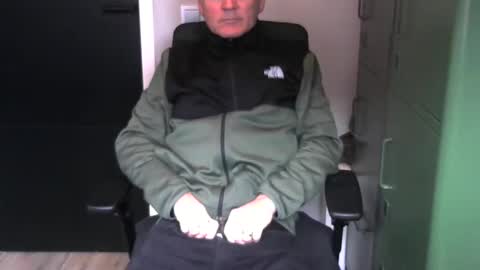 Robbie online show from 19, 12, 2024