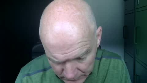 Robbie online show from 5, 11, 2025