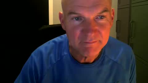 Robbie online show from 4, 12, 2025