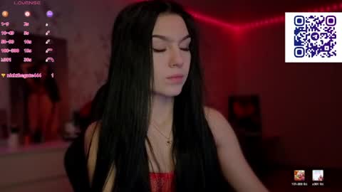 Snapshot of kara_life chatting on 4, 4, 2026 kara_life online show from 4, 4, 2026