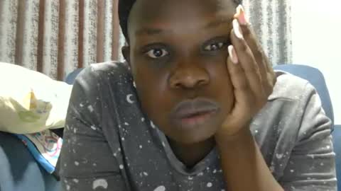 karalyn1 online show from 25, 6, 2026