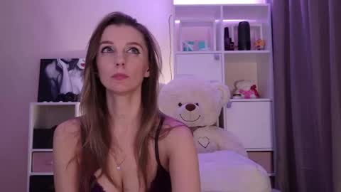 Snapshot of karamelsw chatting on 15, 3, 2026 Julia online show from 15, 3, 2026