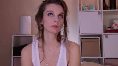 Snapshot of karamelsw chatting on 24, 3, 2026 Julia online show from 24, 3, 2026