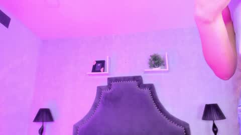 Karely online show from 12, 4, 2026