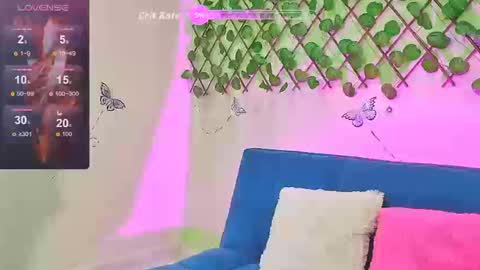 Snapshot of karen_ariass chatting on 22, 9, 2025 Karen  online show from 22, 9, 2025