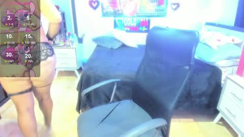 Snapshot of karen_milf_2 chatting on 11, 1, 2025 Karen online show from 11, 1, 2025