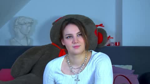 Karen online show from 25, 11, 2025