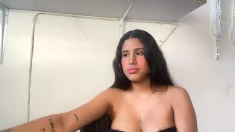 kariina candy and fox online show from 15, 7, 2026