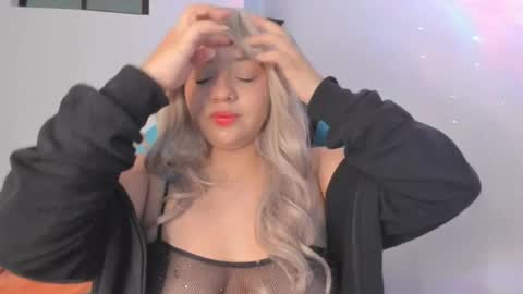 Snapshot of kariina_wong chatting on 10, 5, 2026 kariina_wong online show from 10, 5, 2026