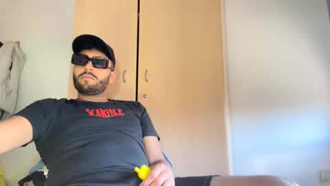 Snapshot of karim03larbi chatting on 13, 1, 2025 karim03larbi online show from 13, 1, 2025