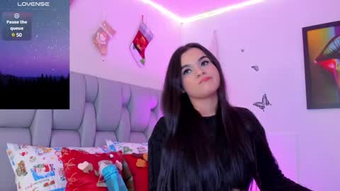 Snapshot of karin_grey69 chatting on 2, 12, 2024 Karin online show from 2, 12, 2024