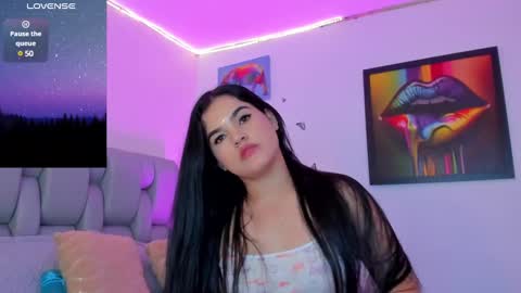 Snapshot of karin_grey69 chatting on 2, 2, 2025 Karin online show from 2, 2, 2025