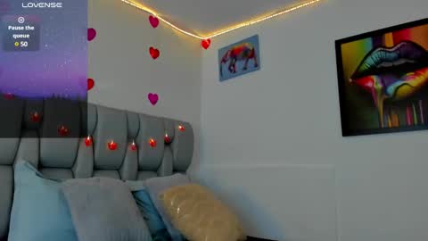 Snapshot of karin_grey69 chatting on 4, 3, 2025 Karin online show from 4, 3, 2025