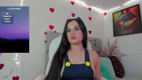 Snapshot of karin_grey69 chatting on 3, 10, 2025 Karin online show from 3, 10, 2025