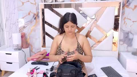 Snapshot of karina_analdeep chatting on 9, 5, 2026 Karina analDeep online show from 9, 5, 2026