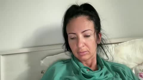 Karina online show from 4, 11, 2025