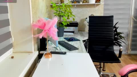 Onlyfans cute valerri       Real Nme Valerri online show from 1, 1, 2025