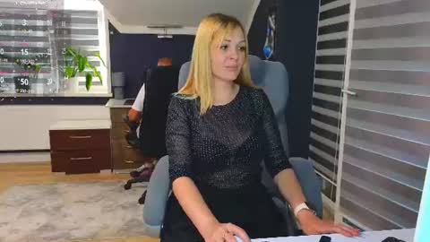 Snapshot of karinadeniss chatting on 19, 7, 2026 Onlyfans cute valerri Real Nme Valerri online show from 19, 7, 2026