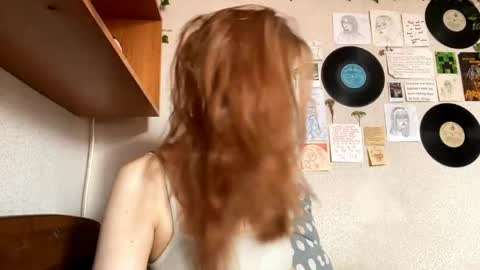 Karina online show from 14, 4, 2026