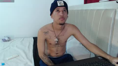 Snapshot of karl_kalvin chatting on 19, 5, 2026 KARLA Y KALVIN online show from 19, 5, 2026