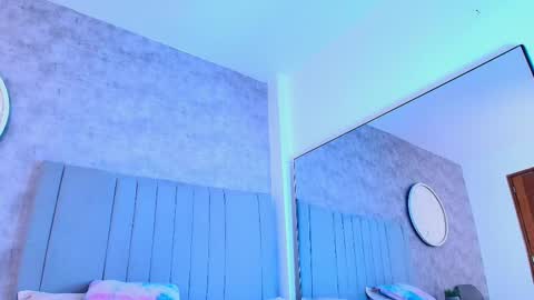 Snapshot of karla__ruiz chatting on 23, 10, 2025 Karla online show from 23, 10, 2025