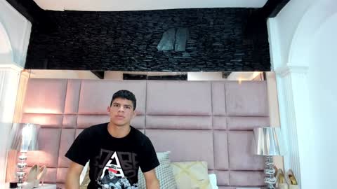 Karla  Alex  online show from 14, 1, 2025
