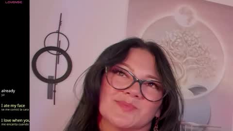 Snapshot of karla_valk1 chatting on 24, 9, 2025 karla online show from 24, 9, 2025