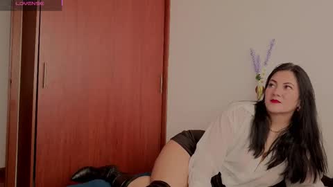 Snapshot of karla_valk1 chatting on 17, 3, 2026 karla online show from 17, 3, 2026