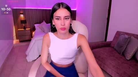 Snapshot of karlaa_james chatting on 24, 9, 2025 Karlaa  online show from 24, 9, 2025