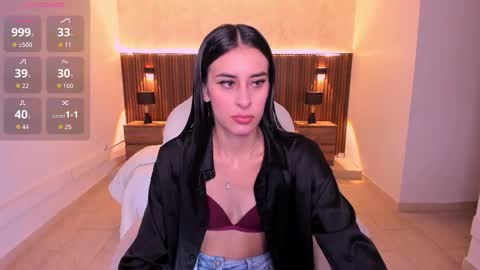 Snapshot of karlaa_james chatting on 14, 10, 2025 Karlaa  online show from 14, 10, 2025