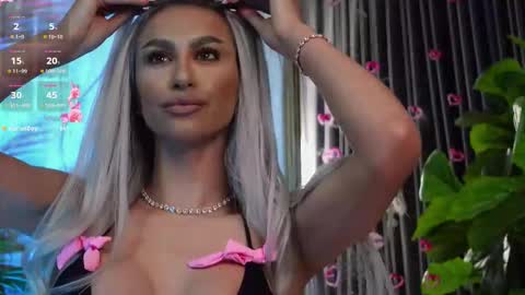 Snapshot of karlabart chatting on 5, 11, 2025 KarlaBart online show from 5, 11, 2025